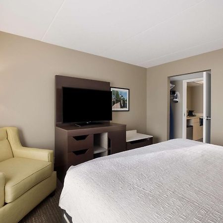 Hampton Inn Mchenry McHenry Exterior foto