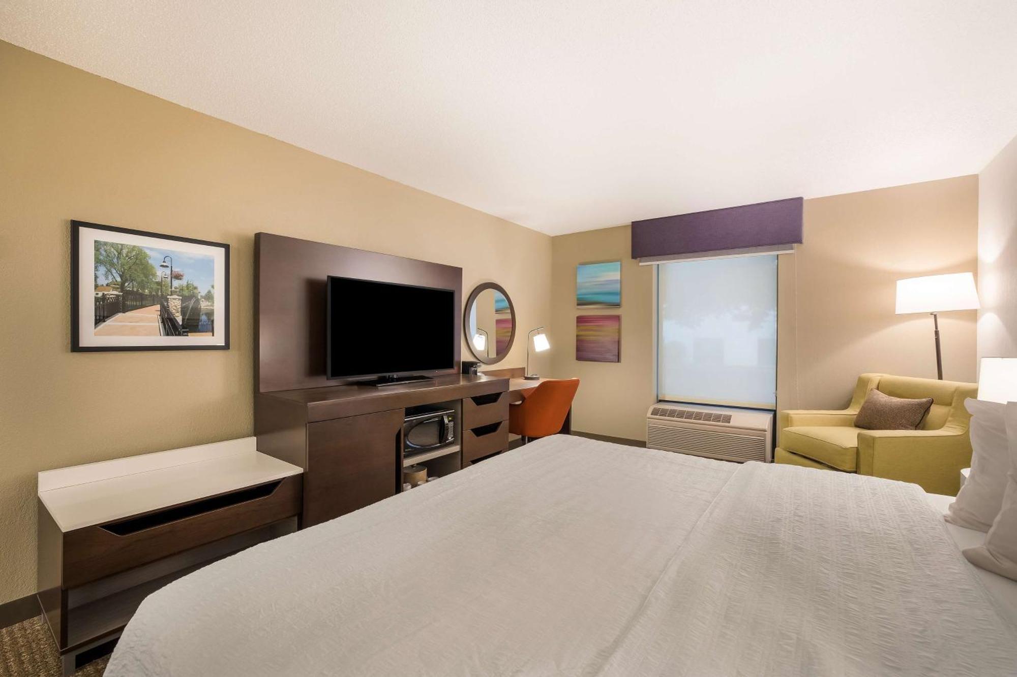 Hampton Inn Mchenry McHenry Exterior foto