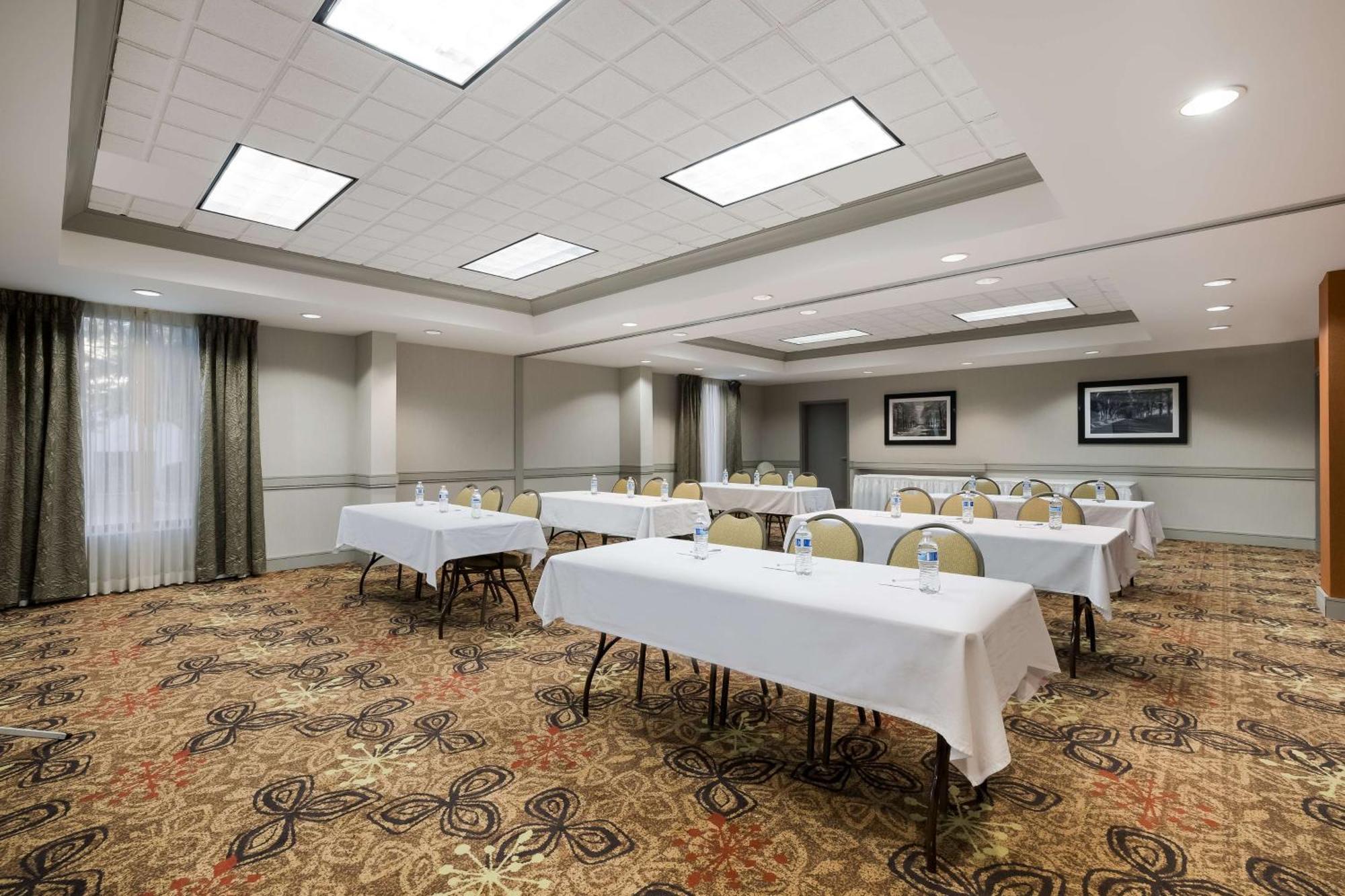 Hampton Inn Mchenry McHenry Exterior foto