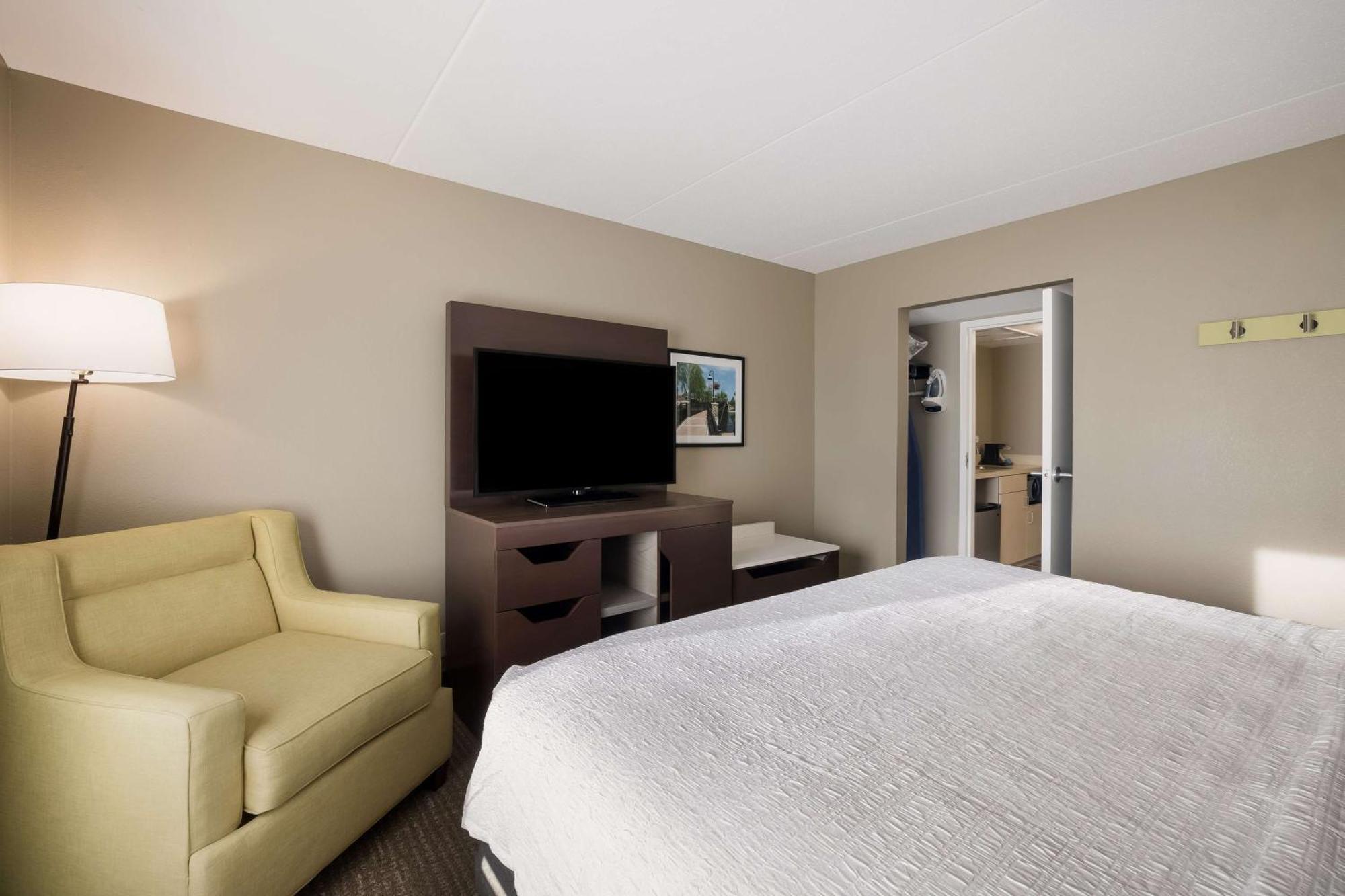 Hampton Inn Mchenry McHenry Exterior foto